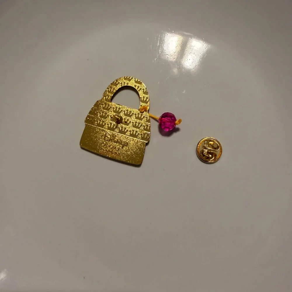 Disney Princess “Sleeping Beauty” Aurora purse enamel mystery pin - Picture 3 of 4
